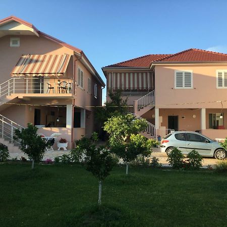 Vila Islami Дуррес Екстер'єр фото