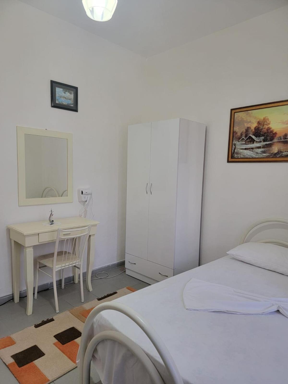 Vila Islami Дуррес Екстер'єр фото