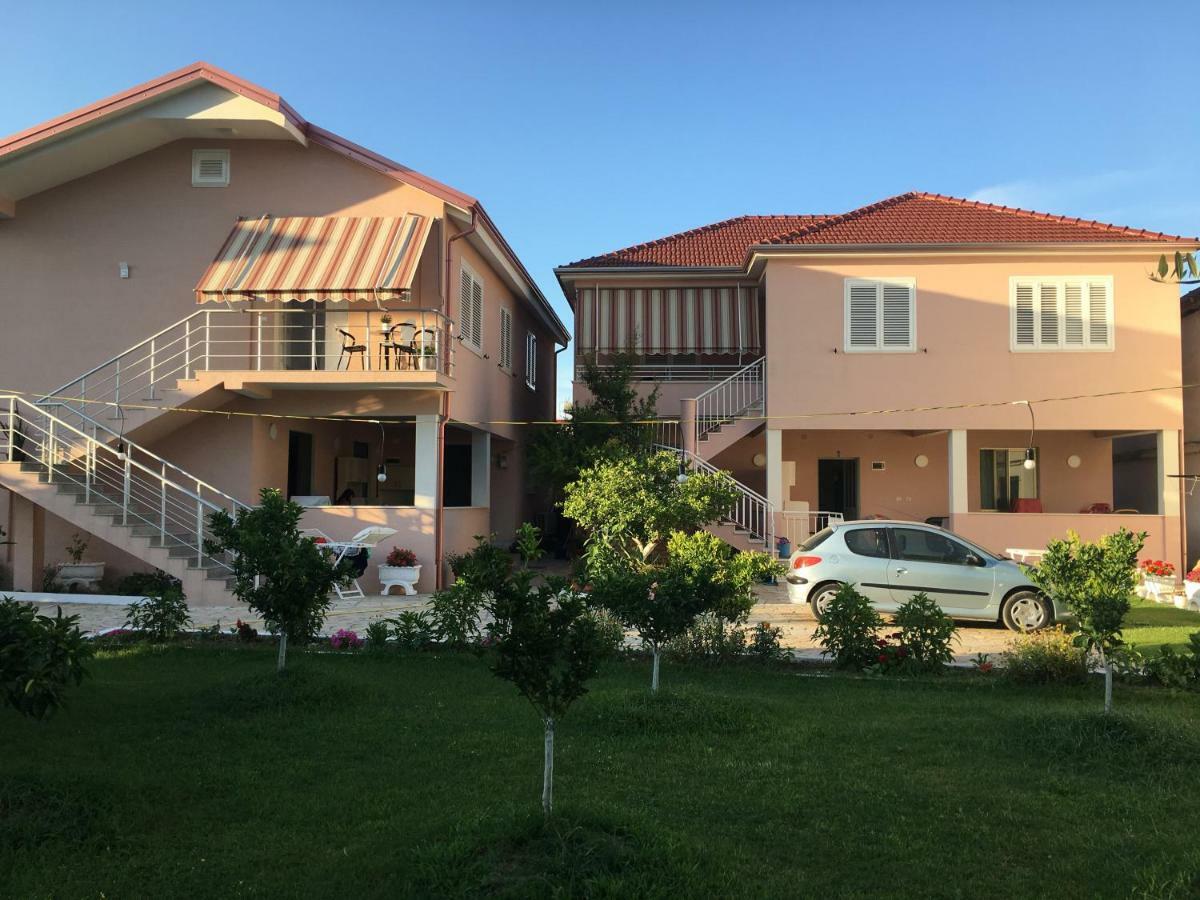 Vila Islami Дуррес Екстер'єр фото
